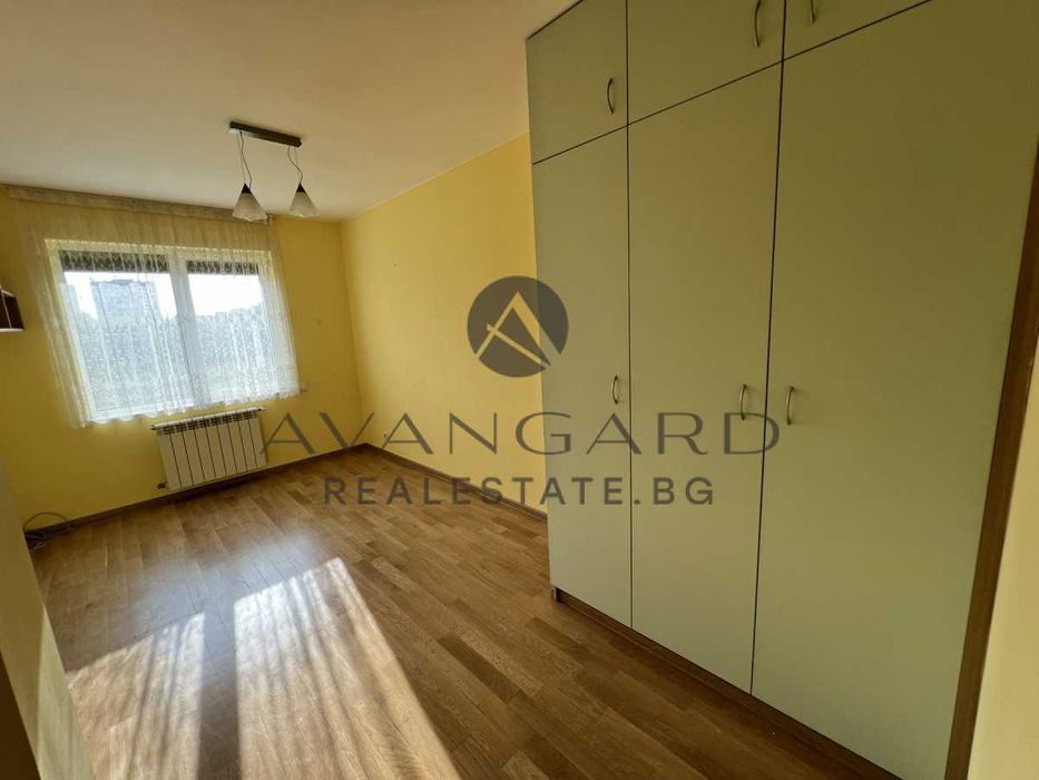 Продава се Тристаен апартамент в Пловдив, Кършияка - 140 кв.м за 1800 €/кв.м - Снимка #9