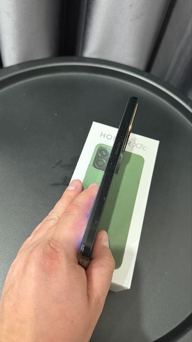 Продам Honor x7c