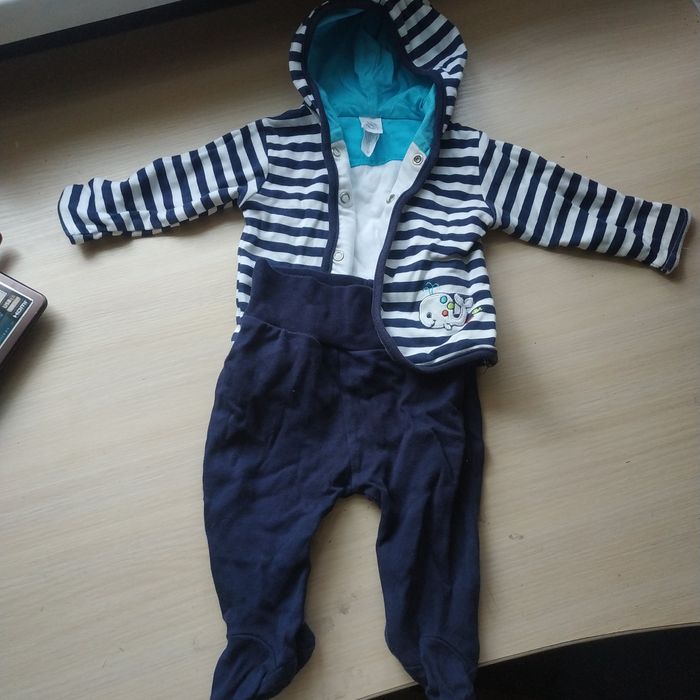 Продам манеж до трёх лет + вещи в подарок