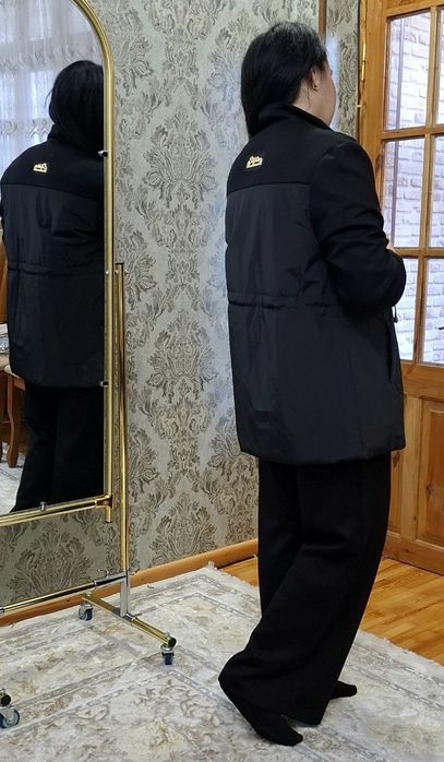 Черный женский костюм двойка продается