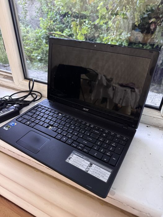 Ноутбук Acer б/у.