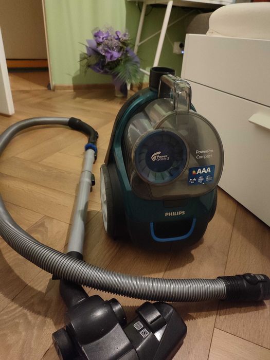 Прахосмукачка Philips FC 9334/09