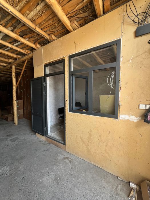 Aksiya “Maklersiz” Ofis+yopiq bino umumiy 140m2