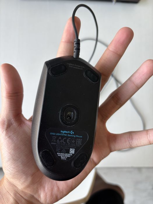 Продаю игровую мышь logitech g102 lyghtsync