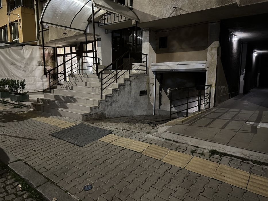 Продава се Гараж / Паркомясто в София, Зона Б-18 - 25 кв.м за 1600 €/кв.м - Снимка #1