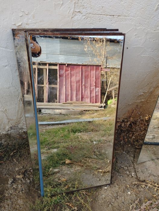 Зеркало почти новые