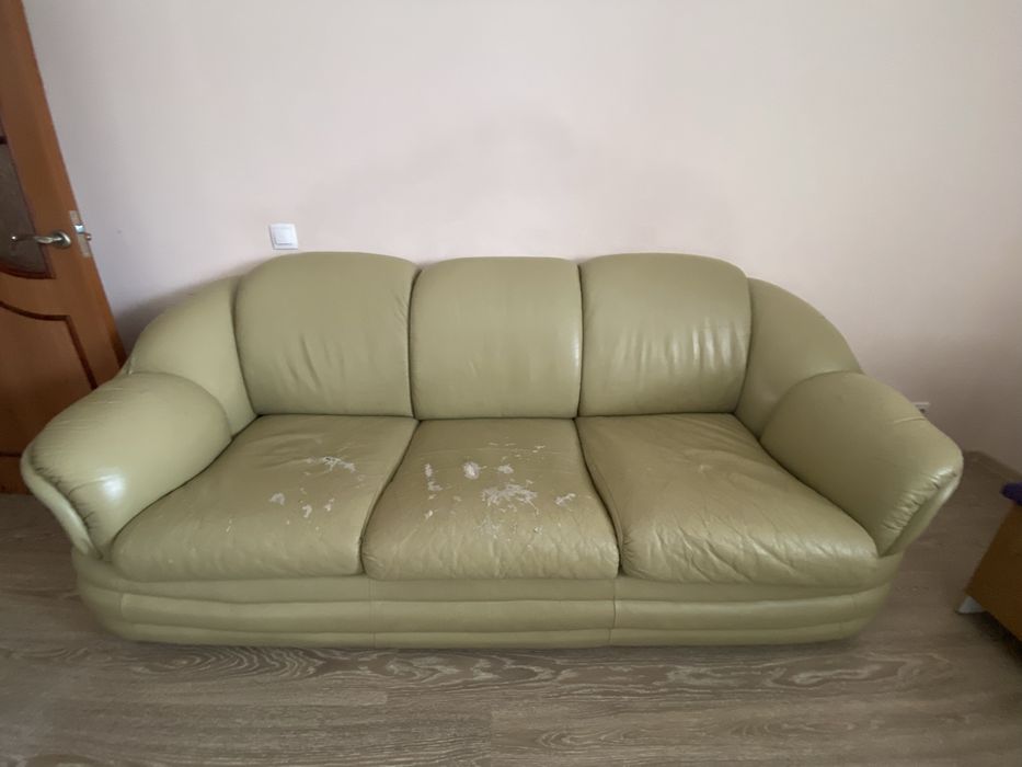 отдам за коррбку рафаэло диван