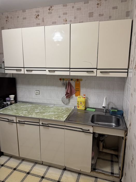 Отдам даром гарнитуру