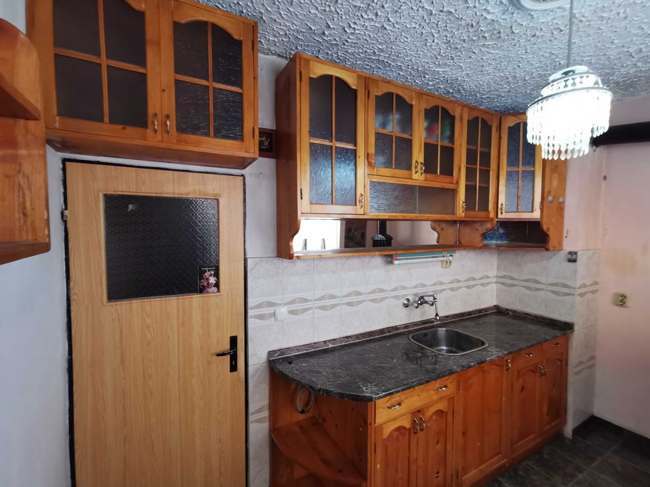 Кухня от чамов масив