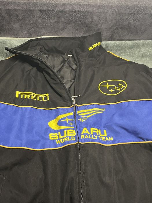 Продам куртку SUBARU