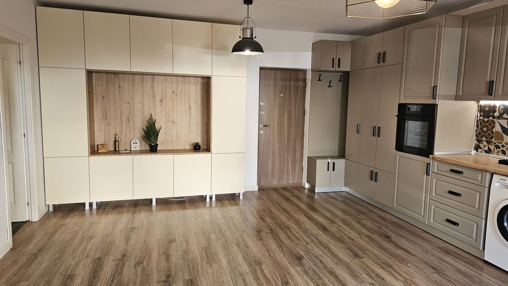 Apartament de închiriat
