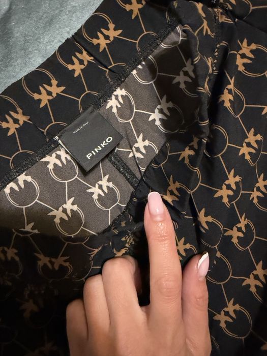 Клин pinko и панталони zara