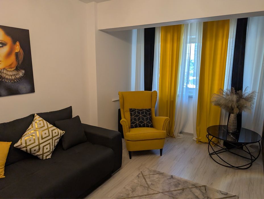 Apartament  renovat , recent mobilat ,2 camere decomandat