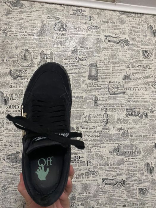 adidasi off white
