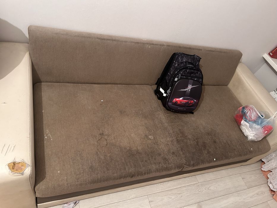 Диван өзіңіз алып кетесіз. Тегін