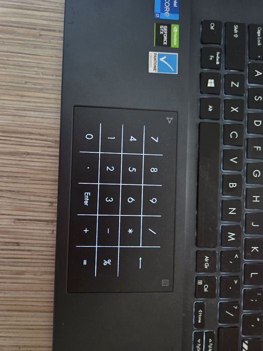 ASUS Vivobook Pro 14 OLED

(K3400PH) - i7 / GTX 1650 / 16GB

RAM / 1TB