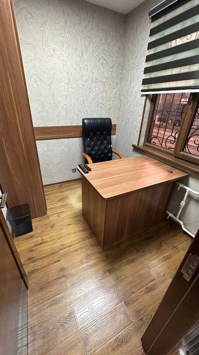 Продается офис(коммерция) в Яшнабадском районе. Лисунова