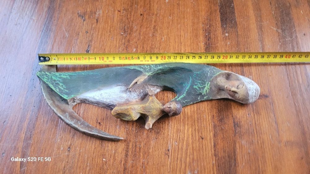 Дървена стенна декоративна фигура Мария и младенец