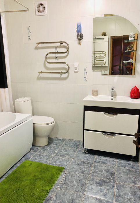 Сдается 3-х кв посуточно 14-19