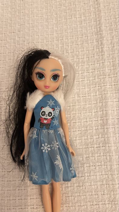 Papusa cu rochie cu urs panda