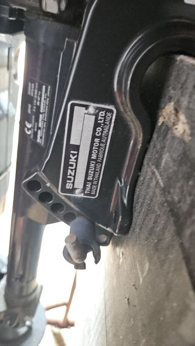 Suzuki DF9.9A извънбордов двигател