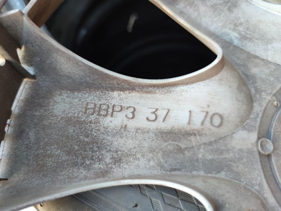 Тасове 15 - Mazda