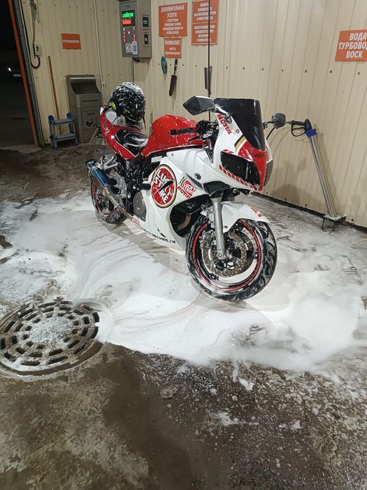 Сузуки sv650s год 2006