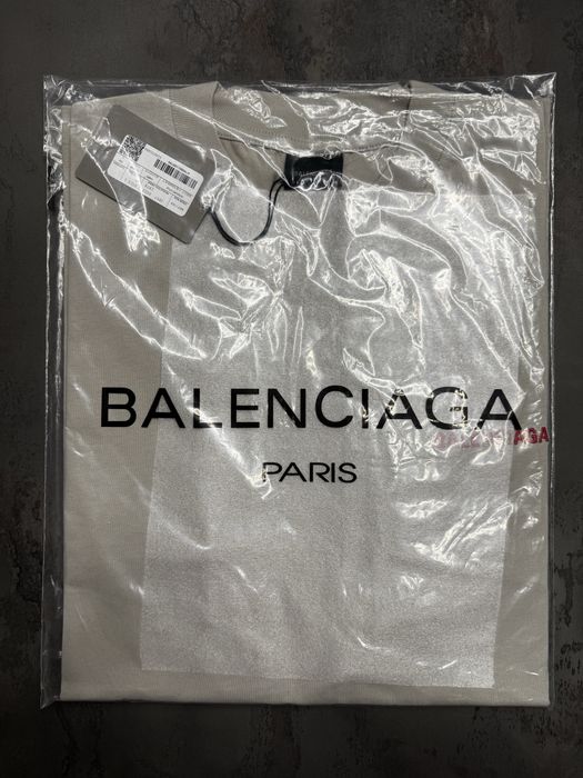 Много висок клас тениски Balenciaga