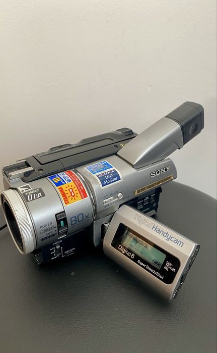 Sony Handycam DCR-TRV110E Digital Video Recording Digital8
