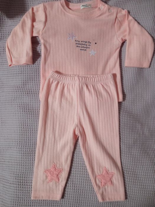 Бебешки дрешки комплекти