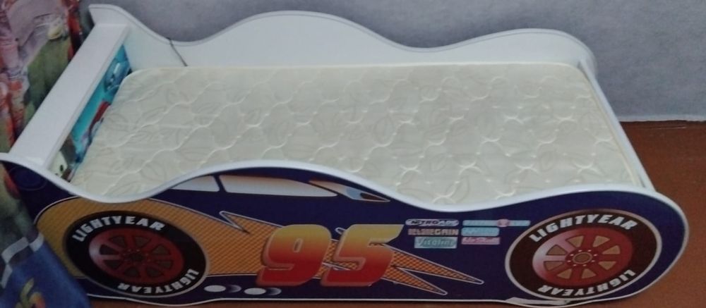 Продам кровать для мальчика