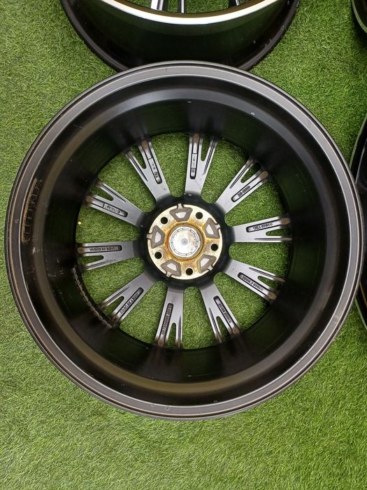 Диски R20 5x120 на BMW.