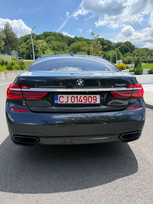 BMW 740 i - M PAKET INTERIOR/EXTERIOR