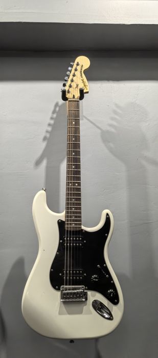 Squier Affinity Series Stratocaster HH White - электрогитара