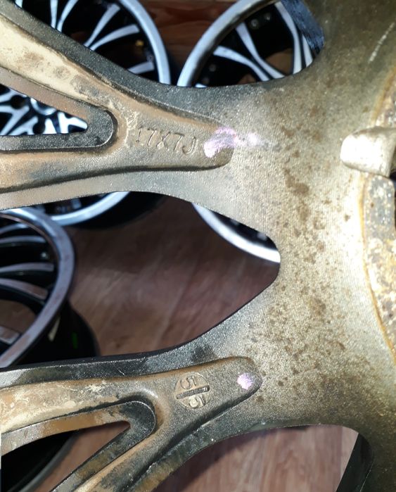 Диски 17 ЕТ 55  J7 крепеж 5/114,3