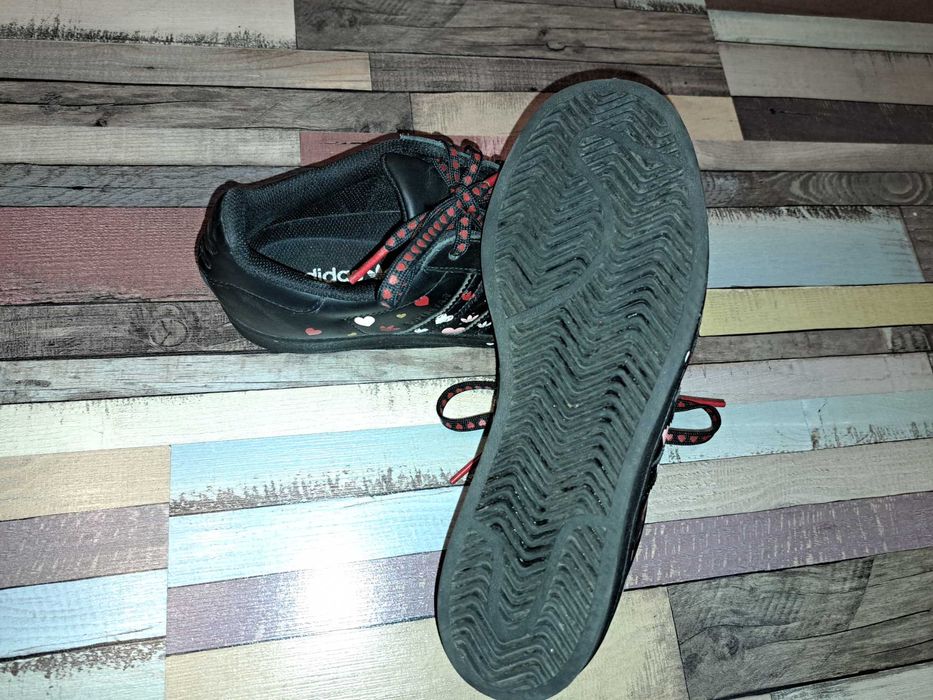 Adidas superstar nike air jordan  fete femei vans barbat