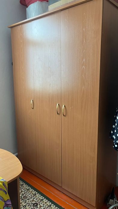 Шифонеры для комнаты