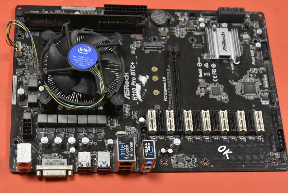 Дънна платка Asrock H110 Pro BTC + 4 GB DDR4 + Intel Celeron G3950 + Cooler - в кутия