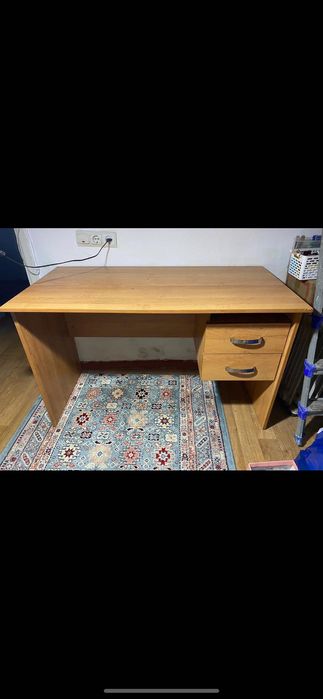 Продаю Письменный стол