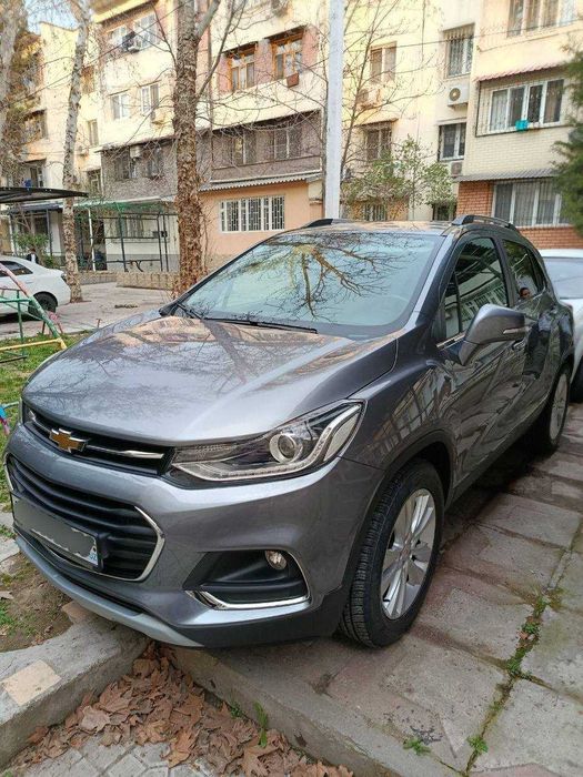 Продаю Тракер 1 , Премьер, темно серый в отличном состоянии