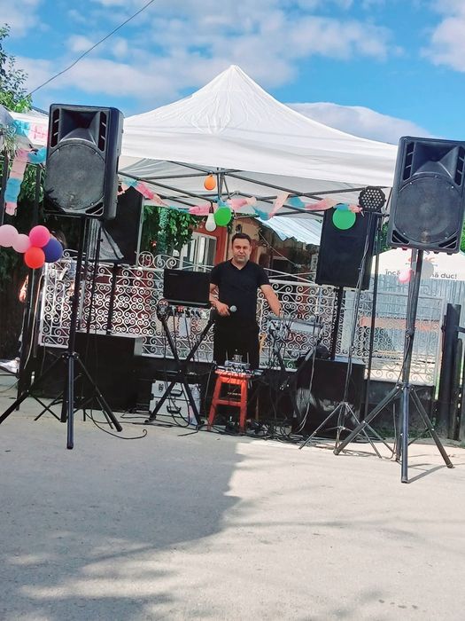 Dj Asigur sonorizare,pentru nuntă,botez,cununie,aniversare,majorat