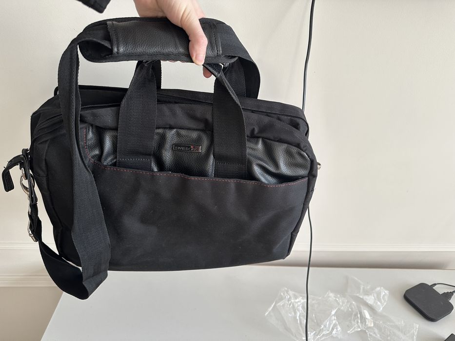 Продам наплечную сумку