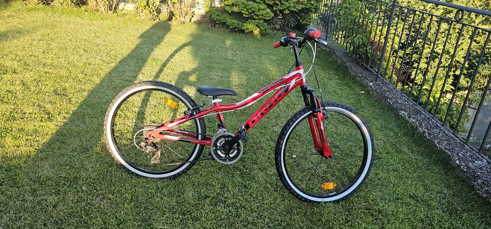 Drag Hardy JR 24