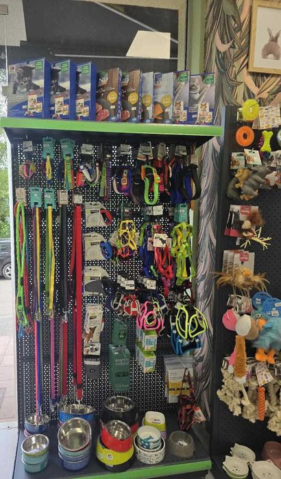 Метални стелажи за магазини, аптеки, зоомагазини!