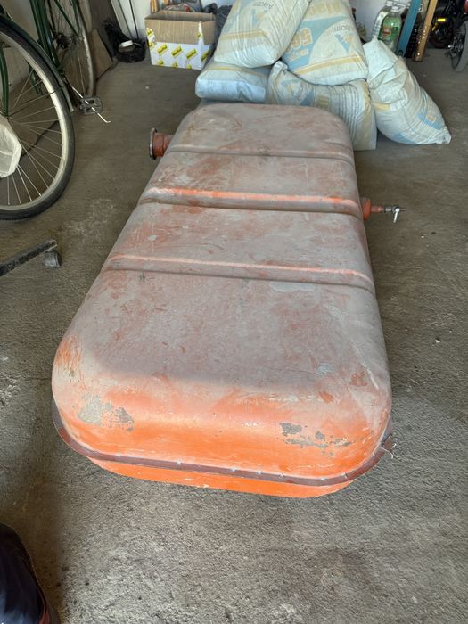 Продам бак емкость 250 литров