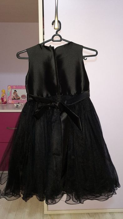 Детска рокля 6, 7 години