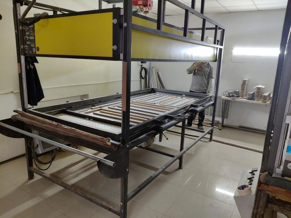 Продам Мембранно-вакуумный пресс