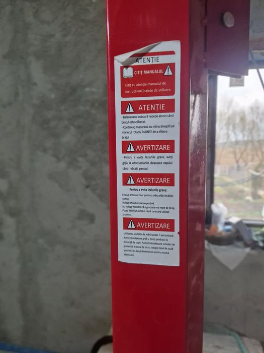 Macara ridicat rigips