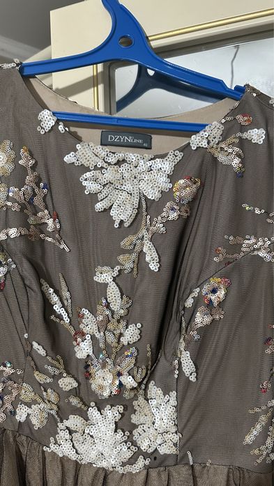 Платье вечерный с жемчугами