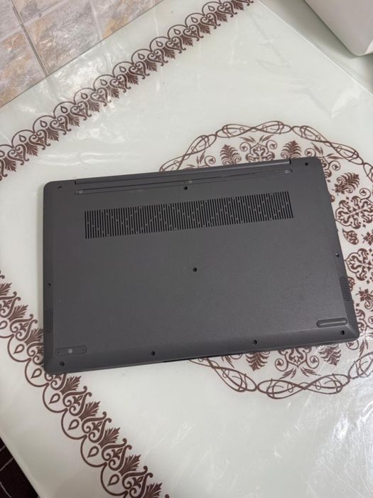 Продам ноутбук Lenovo ideapad 3